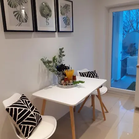 New - Apartment Kameni Confort Wifi Munich Airport Family Neufahrn bei Freising Exterior photo